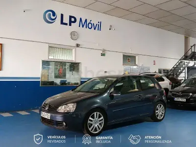 Usado VW Golf V Sportline 140 CV (102 kW) 2007 Azul Berlina