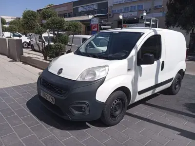 Usado Fiat Fiorino 80 CV (58 kW) 2019 Blanco Monovolumen
