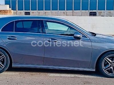 Gris / plata Usado 2019 Mercedes A180 Berlina | 22.000 € (Precio justo)
