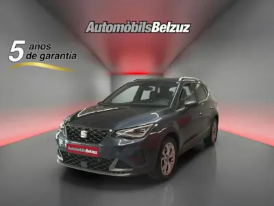 Usado Seat Arona FR 116 CV (85 kW) 2025 Gris SUV