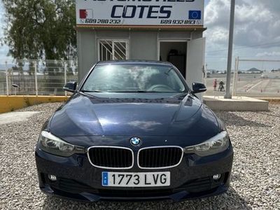 Usado BMW 318 149 CV (109 kW) 2013 Azul Berlina