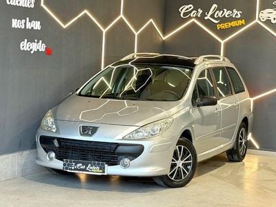 Usado Peugeot 307 110 CV (80 kW) 2006 Gris / plata Familiar