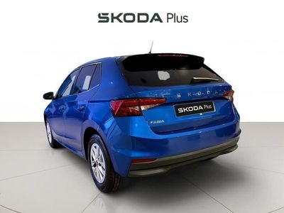 Usado Skoda Fabia Selection 95 CV (69 kW) 2025 Azul Utilitario