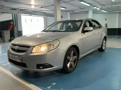 Usado Chevrolet Epica 143 CV (105 kW) 2007 Gris / plata Berlina