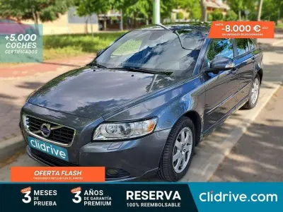 Usado Volvo S40 Momentum 177 CV (130 kW) 2010 Gris Berlina