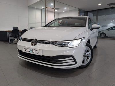 Blanco Usado 2024 VW Golf Life Berlina | 25.500 € (Precio justo)