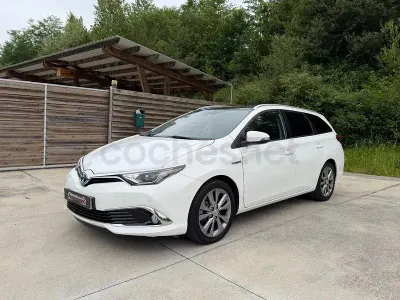 Usado Toyota Auris Hybrid