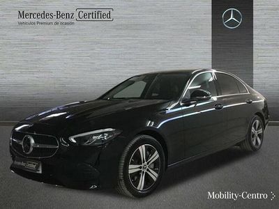 Usado Mercedes C300 Avantgarde 312 CV (229 kW) 2023 Inval. black  nonmetallic color paint Berlina