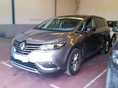 Usado Renault Espace Zen 160 CV (117 kW) 2015 Gris Monovolumen