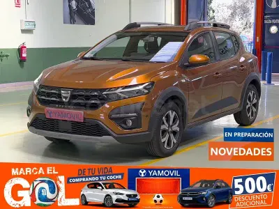 Usado Dacia Sandero Comfort 91 CV (66 kW) 2022 Naranja Berlina