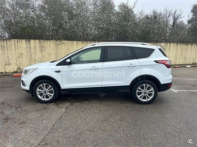 Usado Ford Kuga Titanium 150 HP (110 kW) 2018 Branco SUV