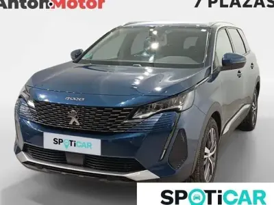 Usado Peugeot 5008 Allure 130 CV (95 kW) 2022 SUV
