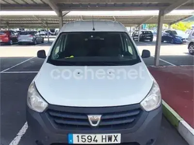 Usado Dacia Dokker 90 CV (66 kW) 2015 Blanco Monovolumen