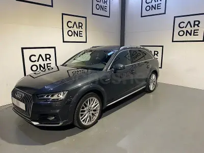 Usado Audi A4 Allroad 245 CV (180 kW) 2019 Gris / plata Familiar