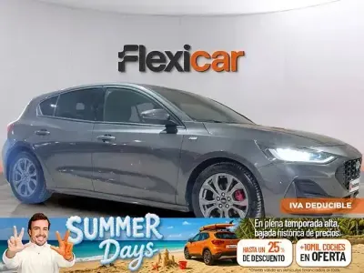 Usado Ford Focus ST-Line 125 CV (91 kW) 2022 Gris Berlina