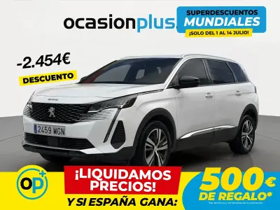Usado Peugeot 5008 Allure 130 CV (95 kW) 2023 Blanco SUV