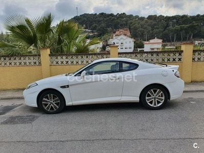 Blanco Usado 2010 Hyundai Coupé Coupe | 8550 € (Precio justo)