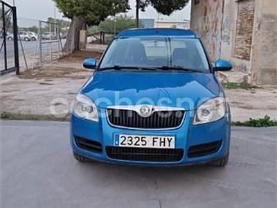 Usado Skoda Roomster 86 CV (63 kW) 2006 Azul Monovolumen
