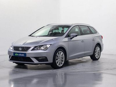 Usado Seat Leon XCELLENCE 130 CV (95 kW) 2020 Gris / plata Familiar