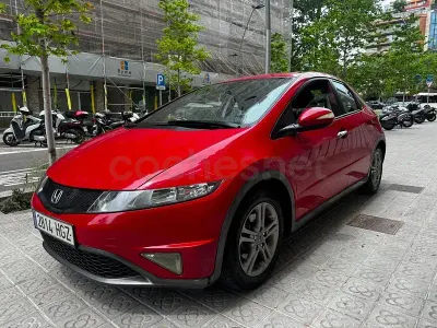 Usado Honda Civic Sport 100 CV (73 kW) 2011 Rojo Berlina