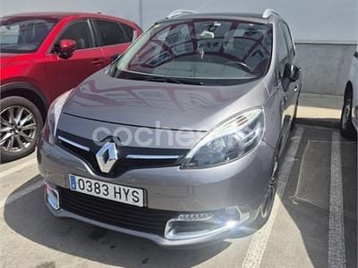 Usado Renault Grand Scénic III Bose Edition 130 CV (95 kW) 2014 Gris / plata Monovolumen