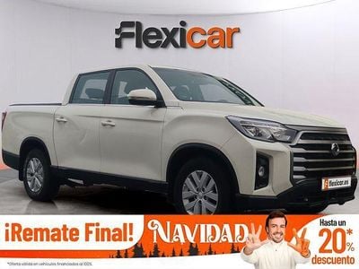 Blanco Usado 2023 Ssangyong (KGM) Musso Limited Berlina | 26.490 € (Precio justo)