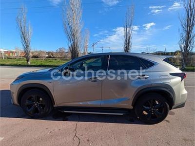 Gris / plata Usado 2017 Lexus NX300h Sport Line SUV | 19.400 € (Precio justo)