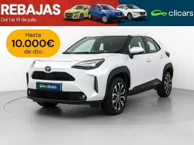 Usado Toyota Yaris Cross Active 116 CV (85 kW) 2022 Blanco SUV
