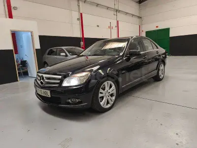 Usado Mercedes C250 Avantgarde 204 CV (150 kW) 2011 Azul Berlina