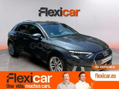 Usado Audi A3 110 CV (80 kW) 2023 Gris / plata Berlina