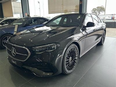 Nuevo Mercedes E220 197 CV (144 kW) 2026 Gris Berlina