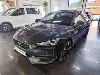 Usado Cupra Leon 150 CV (110 kW) 2023 Gris Berlina