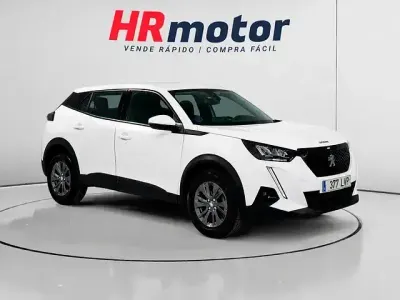 Usado Peugeot 2008 Active 110 CV (80 kW) 2021 Blanco SUV