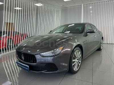 Usado Maserati Ghibli 330 CV (242 kW) 2016 Gris / plata Berlina