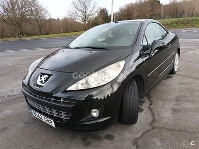 Usado Peugeot 207 CC Sport 110 CV (80 kW) 2010 Negro Descapotable