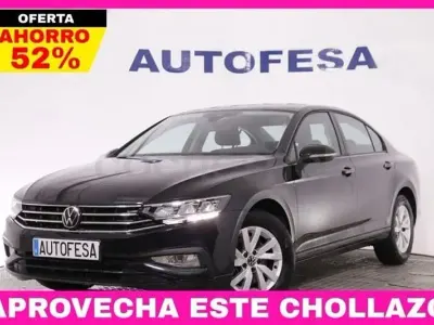 Usado VW Passat 150 CV (110 kW) 2020 Negro Berlina