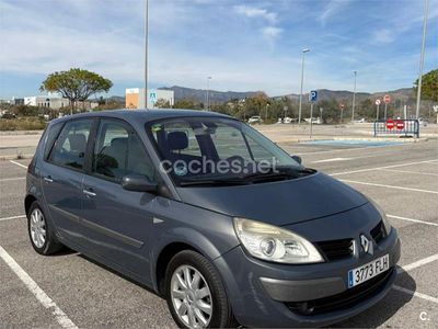 Usado Renault Scénic II Dynamique 110 CV (80 kW) 2007 Gris / plata Monovolumen