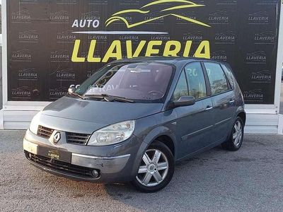 Usado Renault Scénic II Dynamique 111 CV (81 kW) 2006 Gris Monovolumen