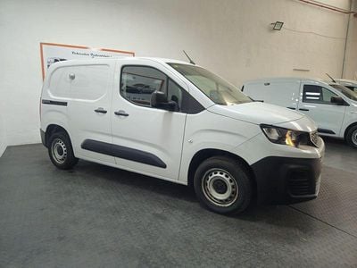 Usado Peugeot Partner Premium 100 CV (73 kW) 2022 Blanco Monovolumen