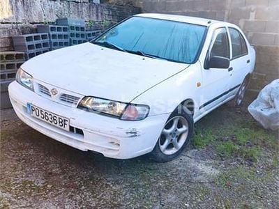 Usado Nissan Almera 75 CV (55 kW) 1997 Blanco Berlina