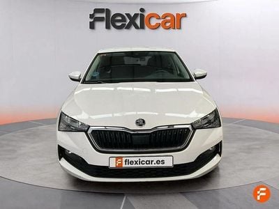 Usado Skoda Scala Style 115 CV (84 kW) 2020 Blanco Utilitario