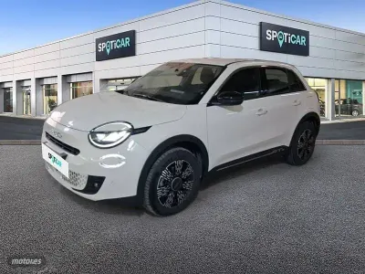 Usado Fiat 600 145 CV (106 kW) 2025 Blanco SUV