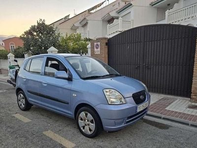 Azul Usado 2005 Kia Picanto LX Utilitario | 3800 € (Un poco caro)