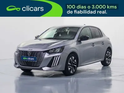 Usado Peugeot 208 Allure 102 CV (75 kW) 2025 Plateado Utilitario