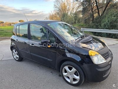 Usado Renault Modus Privilege 80 CV (58 kW) 2005 Negro Monovolumen