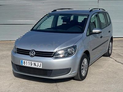 Usado VW Touran Advance 105 CV (77 kW) 2011 Gris / plata Monovolumen