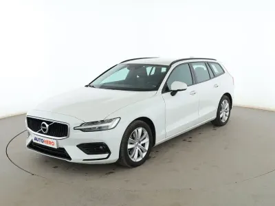Usado Volvo V60 Momentum 150 CV (110 kW) 2019 Blanco Familiar
