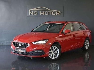 Usado Seat Leon ST Style 116 CV (85 kW) 2022 Rojo Familiar