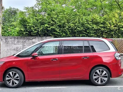 Usado Citroën Grand C4 Picasso Feel 120 CV (88 kW) 2017 Granate Monovolumen