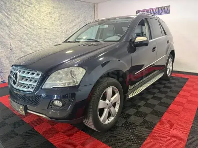 Usado Mercedes ML320 224 CV (164 kW) 2009 Azul SUV
